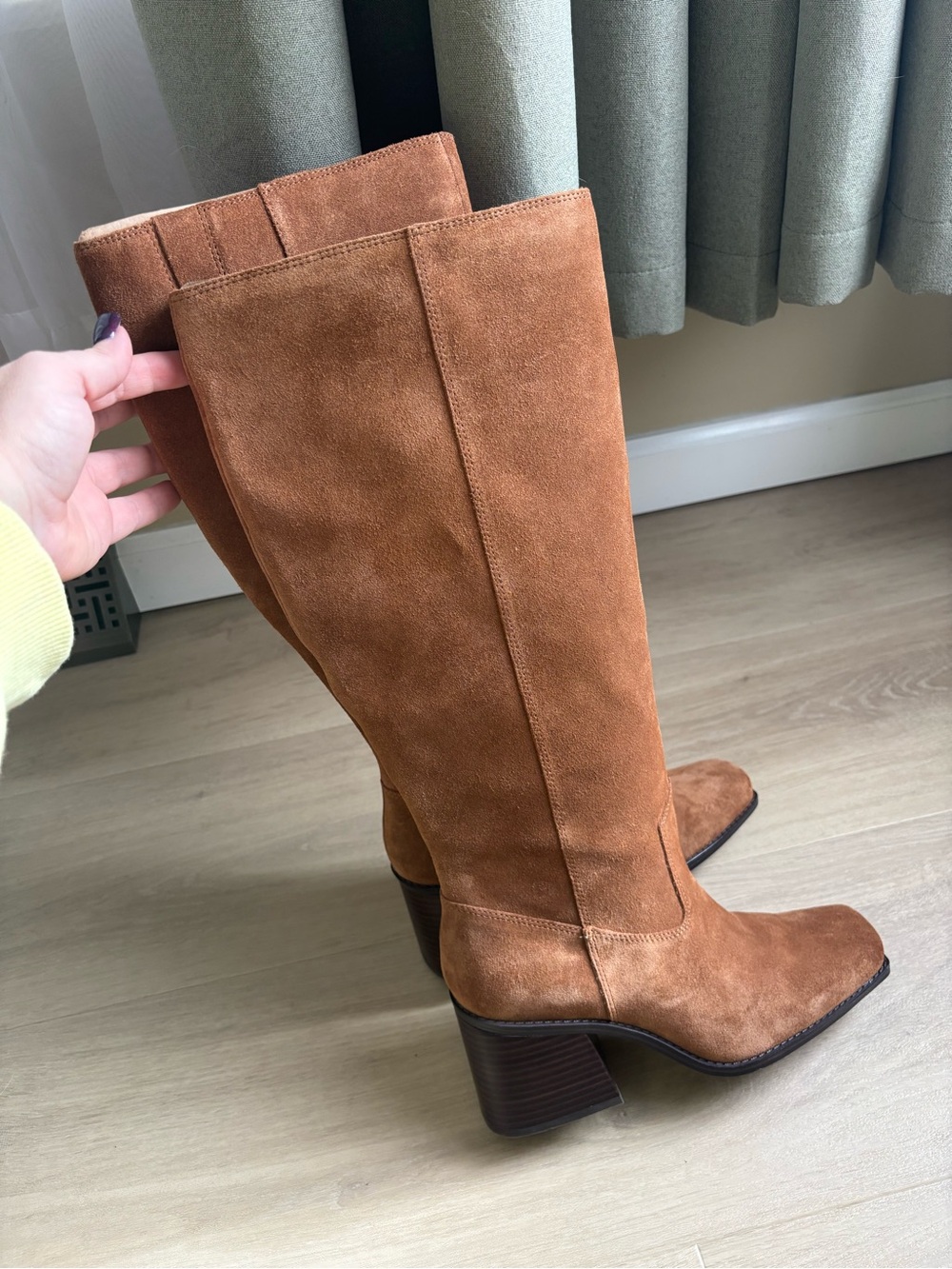Vince Camuto Sangeti Boots - Picture 6 of 12